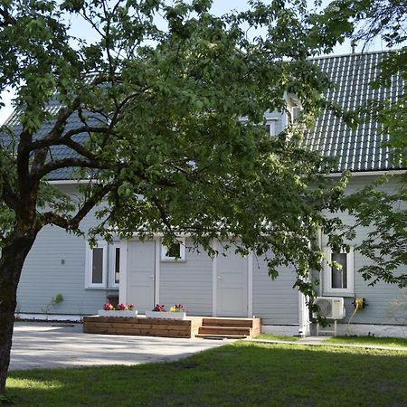 Kerese Apartments Пярну Экстерьер фото